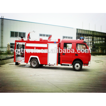 4X2 drive caminhão de bombeiros de água Dongfeng 4000L com quatro portas para o governo de Mianmar (800-1200 galão)